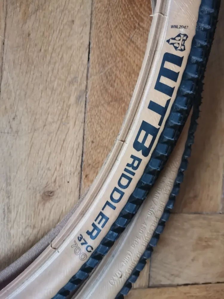 Prodám gravel pláště WTB