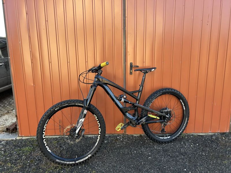 YT Industries Capra CF