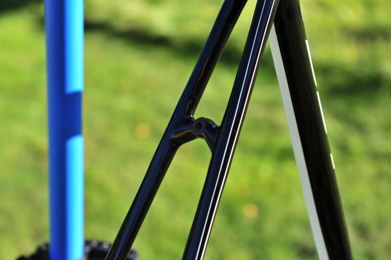 Cannondale SuperSix Evo Hi-Mod,TTE=54,minimální oděrky laku,lightweight stavba, pod 3.000km