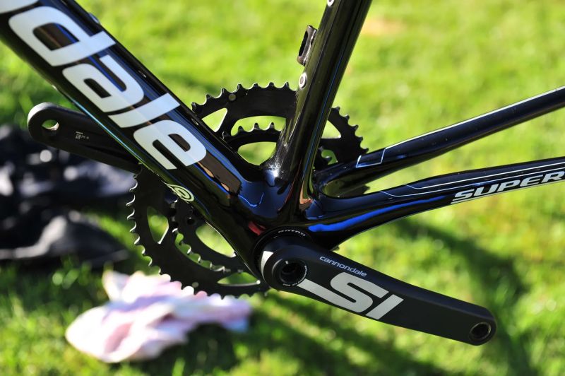 Cannondale SuperSix Evo Hi-Mod,TTE=54,minimální oděrky laku,lightweight stavba, pod 3.000km