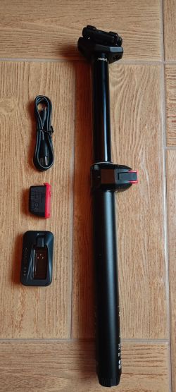 ZAREZERVOVÁNO - sedlovka Rock Shox Reverb AXS - 150mm, 31,6mm