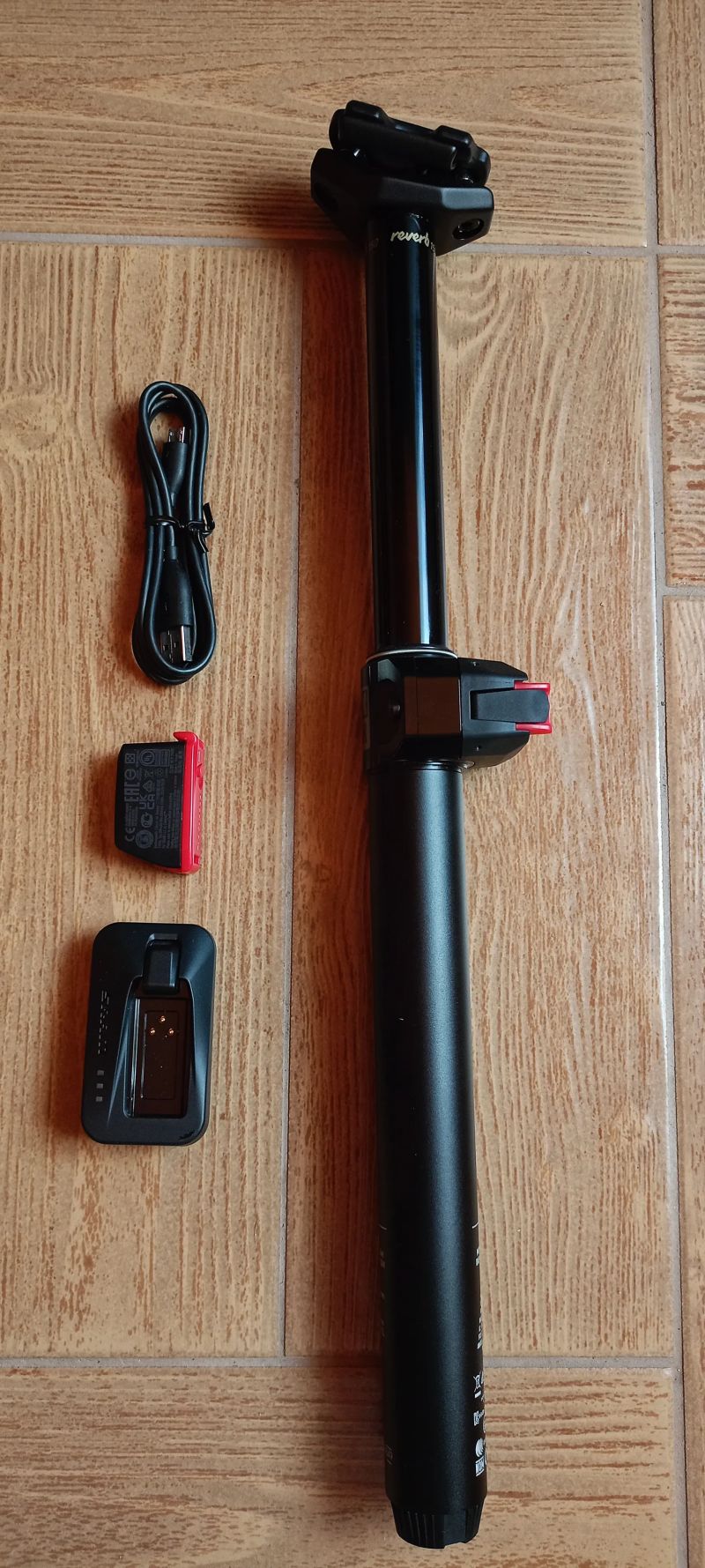 Sedlovka Rock Shox Reverb AXS - 150mm, 31,6mm