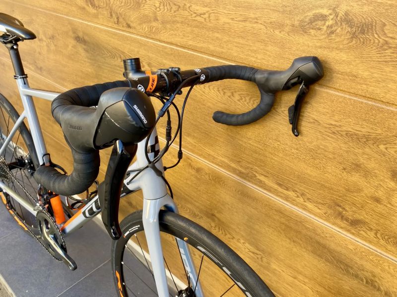 🔥🔥🔥 Cube Attain vel. XL, Shimano Tiagra, kola Fulcrum, doprava ZDARMA + roční záruka na rám 🤝🤝