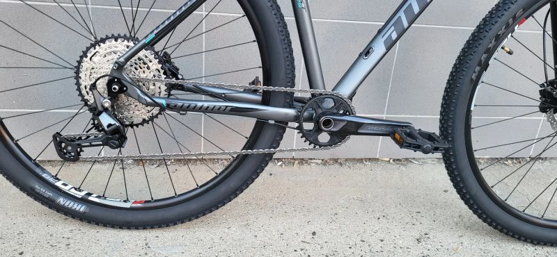 Author 29"stavba 1x12