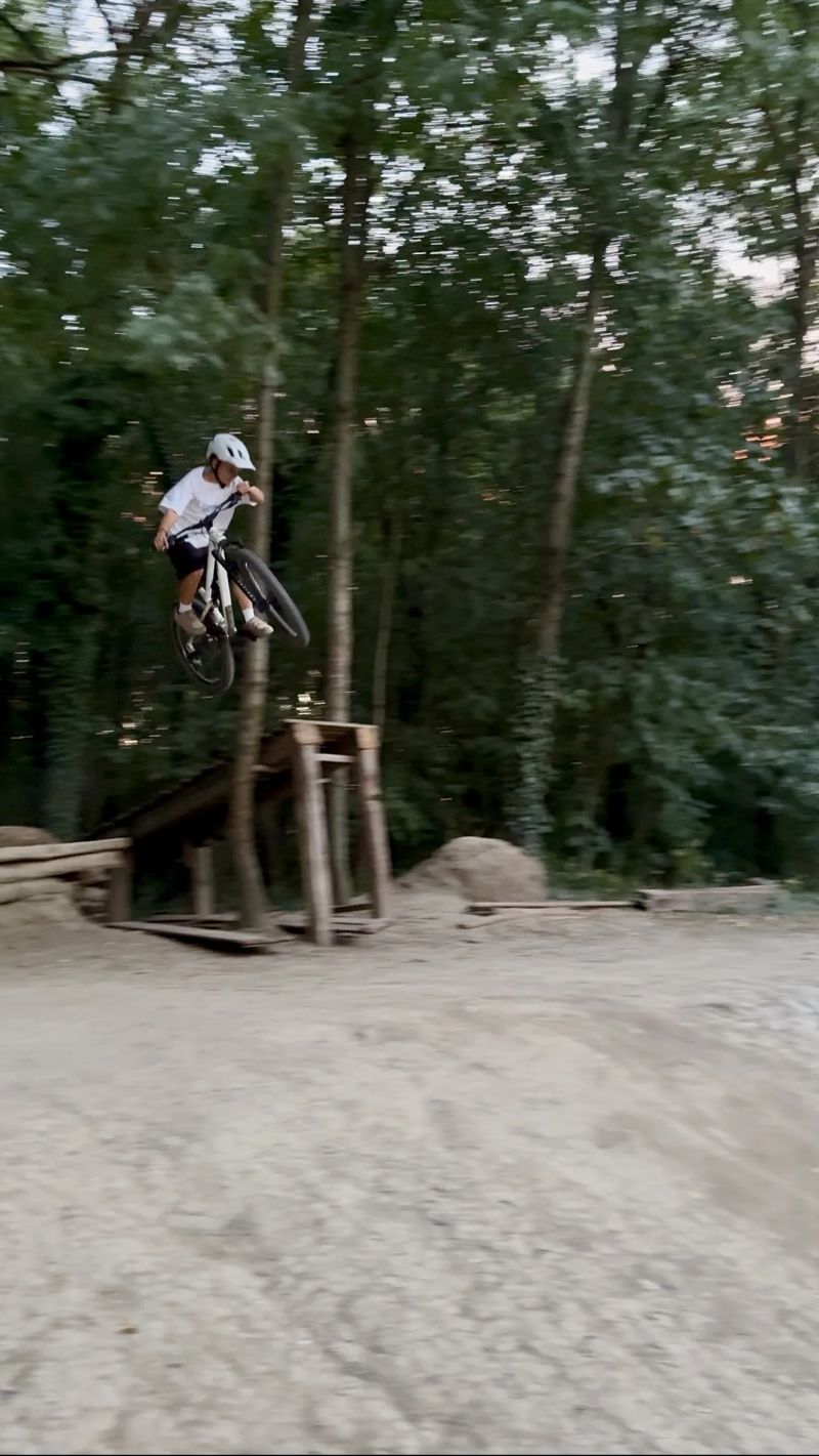 Commencal Clash 24 Pure White