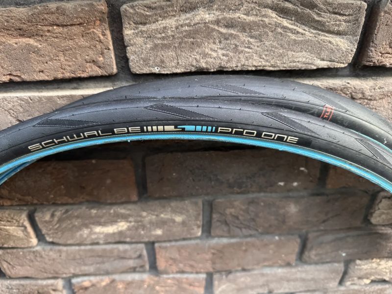 Schwalbe L1 Pro ONE Addix Tubeless ReadyTLE 2 kusy 25x622 a 28x622