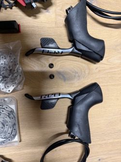 Sada Sram RED AXS D1 2x12