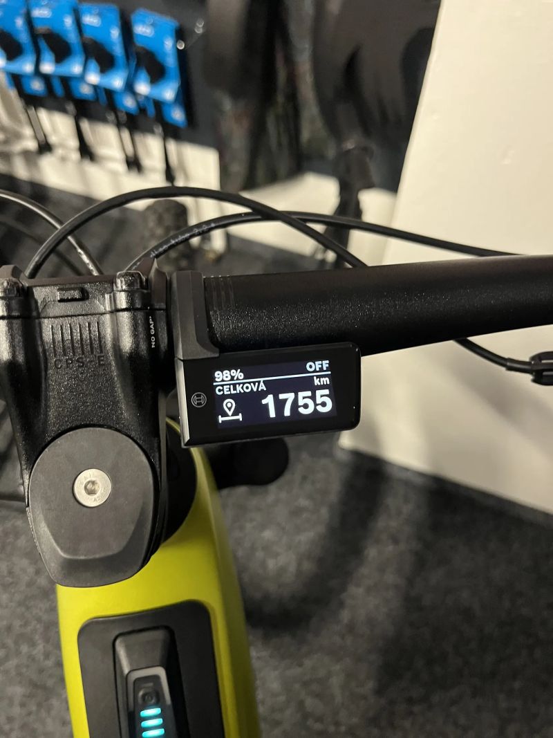 CUBE Stereo Hybrid ONE44 HPC RACE 800 vel.L 2025 1755km