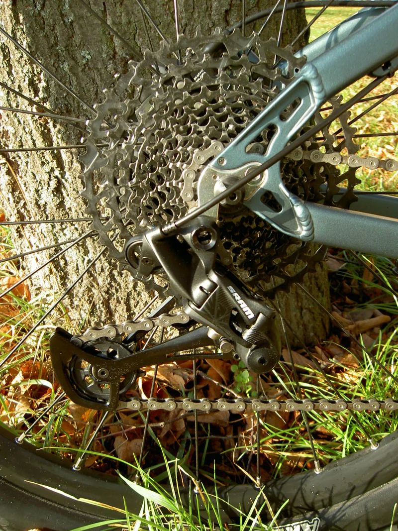 Crussis ONE Largo 9.7