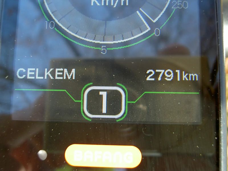 Crussis ONE Largo 9.7