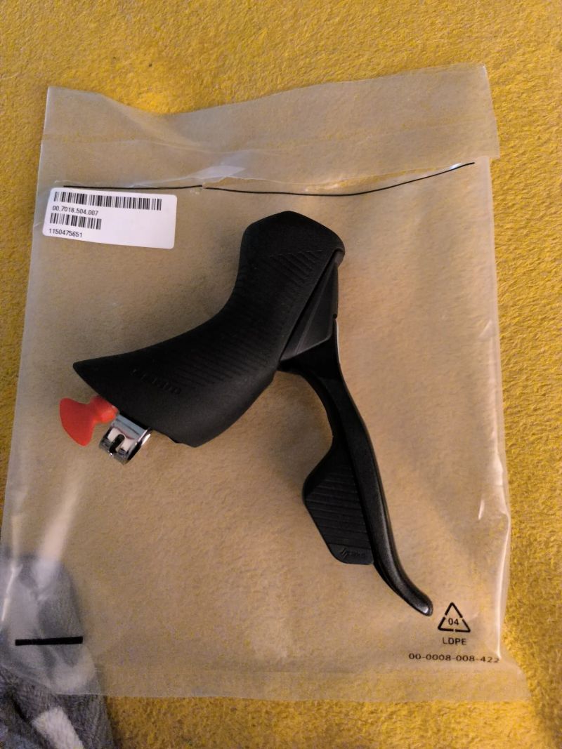 Nová pravá páka Sram Force AXS D2