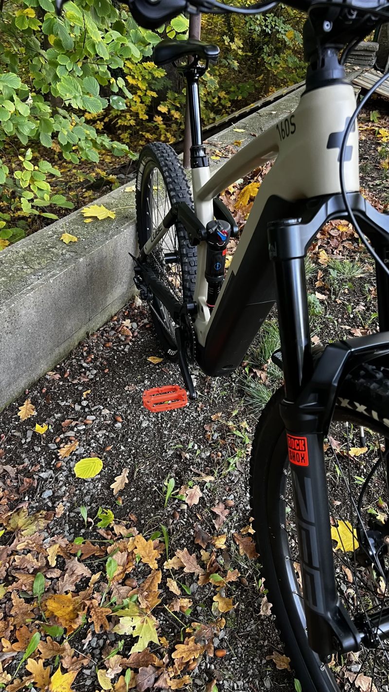 Cube Stereo Hybrid 160