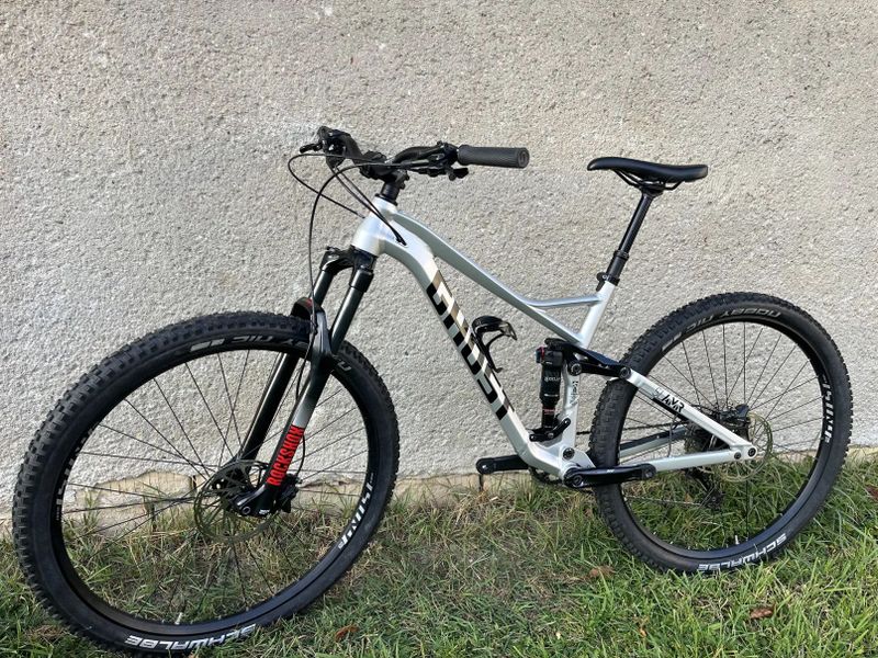 Ghost Slamr AL Base M