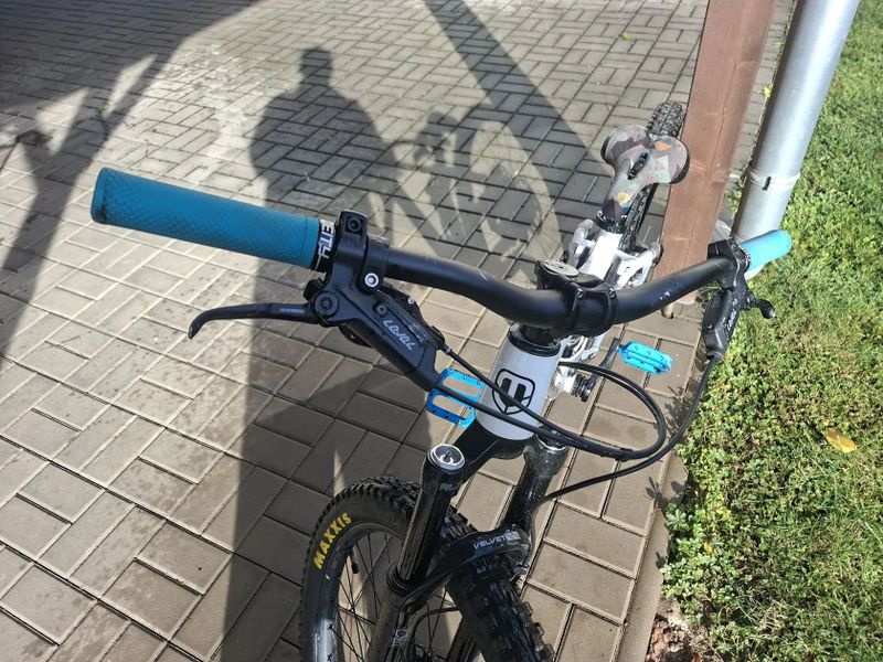 Mondraker Junior F play 26