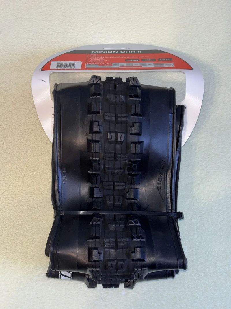 Plášť Maxxis DHR 27,5x2,4 EXO 3C MaxxTerra- Nový