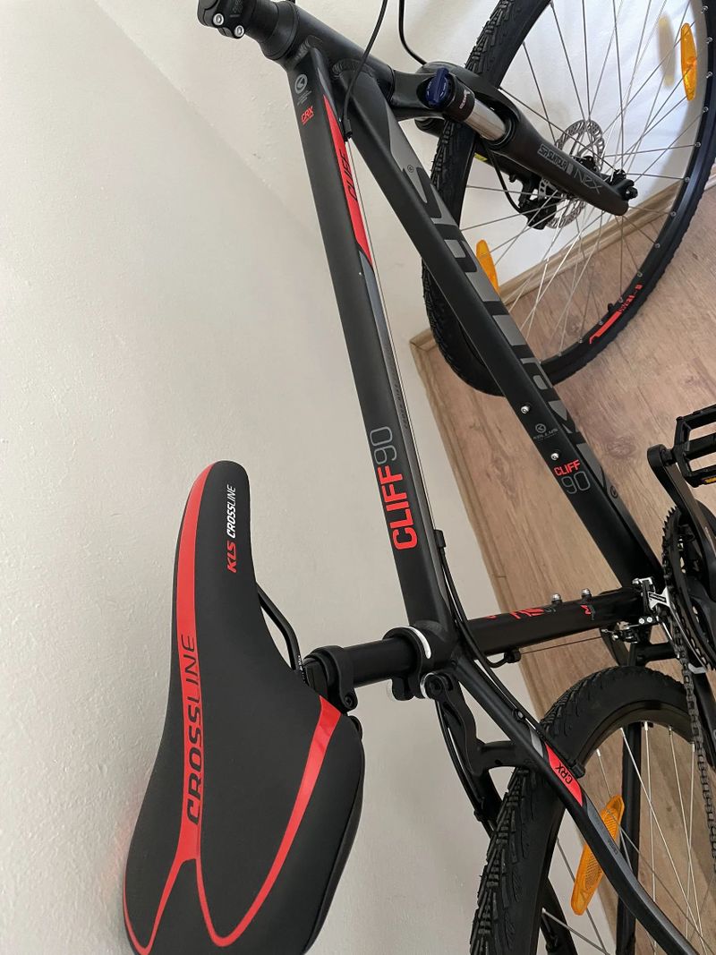 Kellys CLIFF 90 BLACK RED