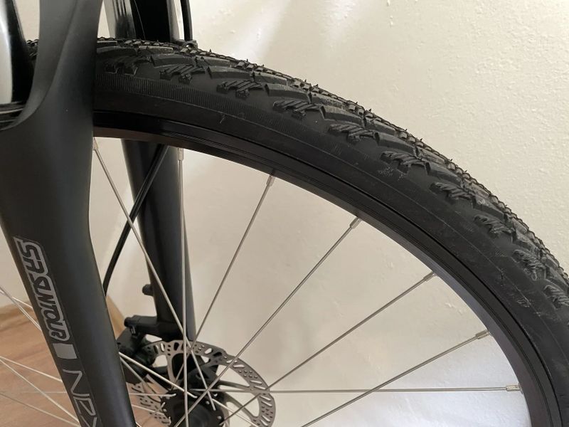 Kellys CLIFF 90 BLACK RED