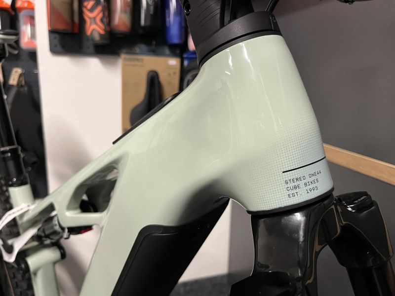 CUBE Stereo Hybrid ONE44 HPC RACE 800 vel.M a L 2026 NOVÝ MODEL