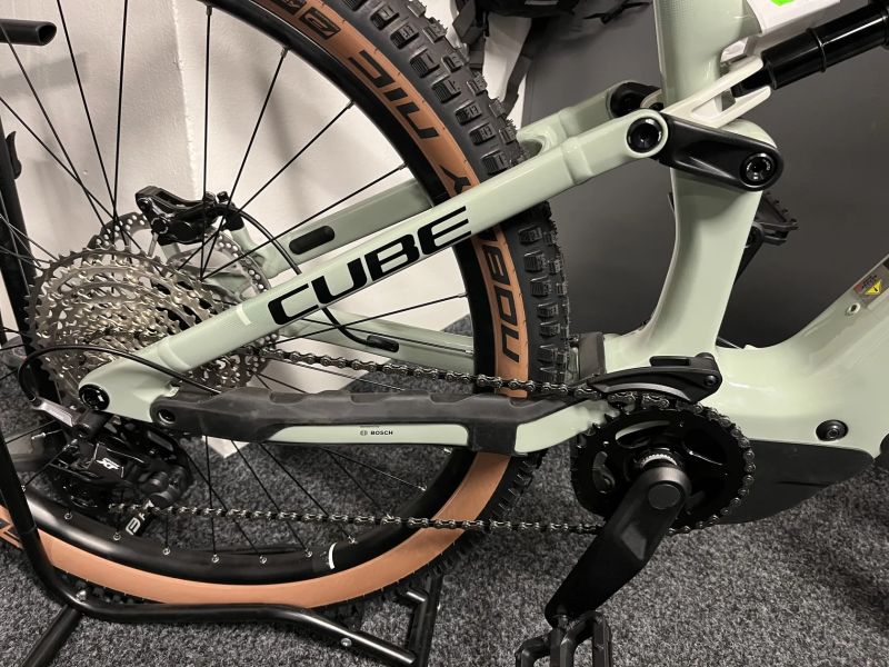 CUBE Stereo Hybrid ONE44 HPC RACE 800 vel.M a L 2026 NOVÝ MODEL