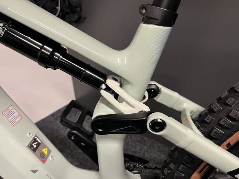 CUBE Stereo Hybrid ONE44 HPC RACE 800 vel.M a L 2026 NOVÝ MODEL