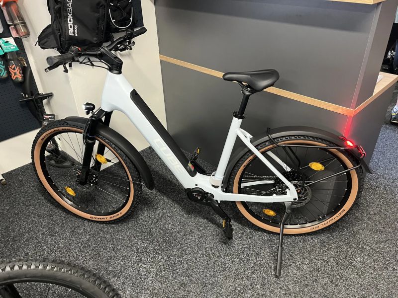 Cube Reaction Hybrid PRO 750 2024 NOVÉ EASY ENTRY vel.XL