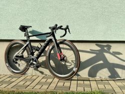 Canyon Aeroad CF SLX 8 Disc Di2