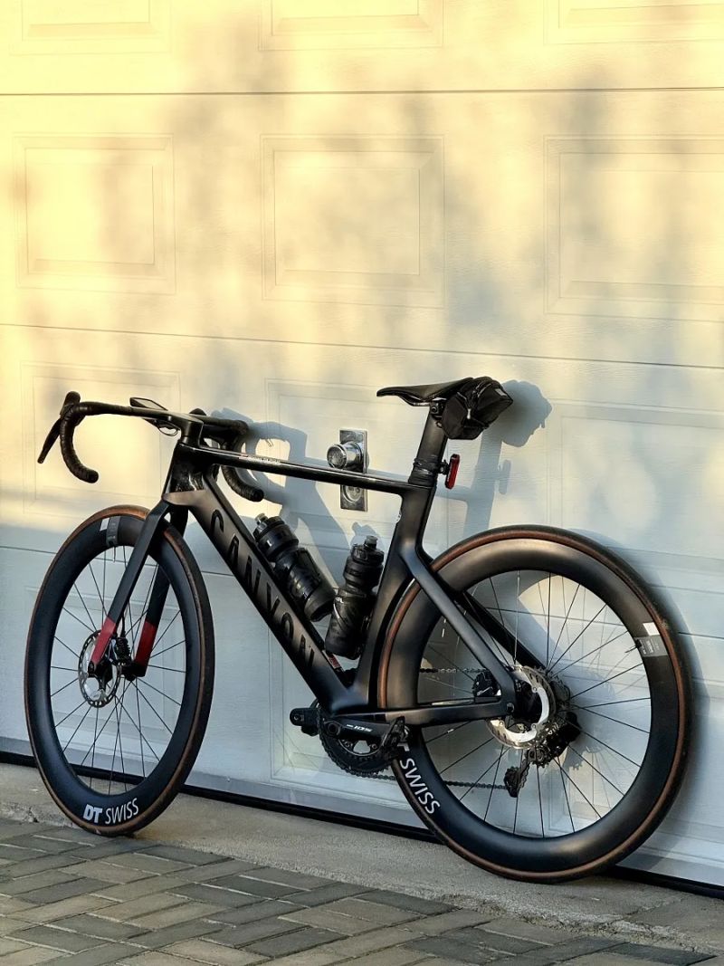 Canyon Aeroad CF SLX 8 Disc Di2