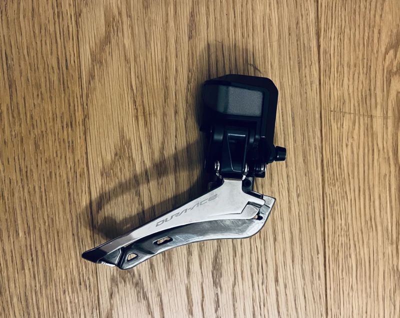 Sada Dura Ace Di2 Hydro 11s - nove komponenty