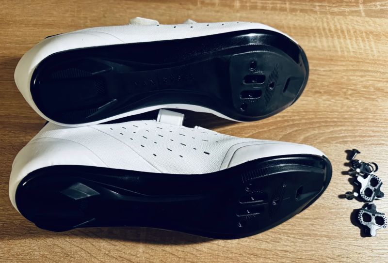 Van Rysel road 100, bílé vel. 43