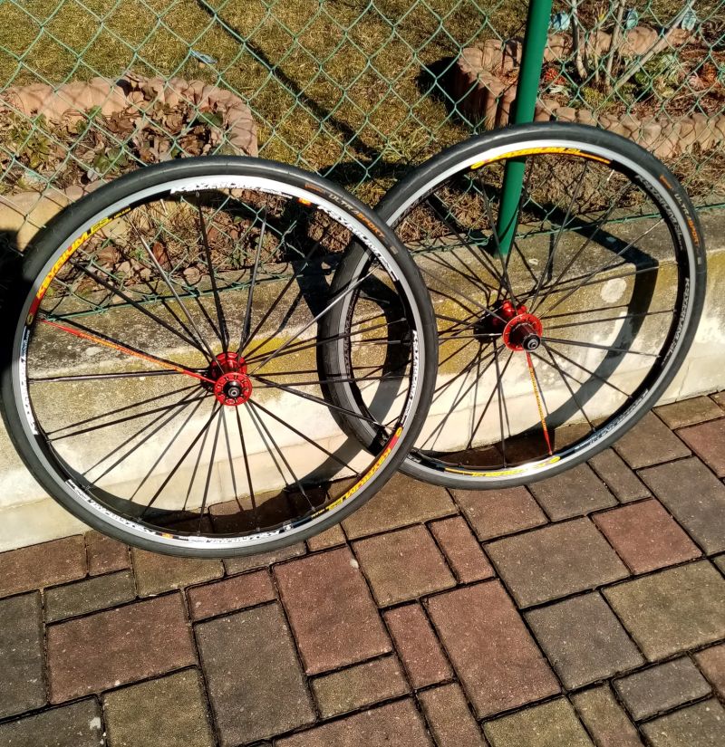 Mavic Ksyrium SL (Premium) - 2 páry zapl. Alu kol - silniční, klas. Brzdy, R.U. 