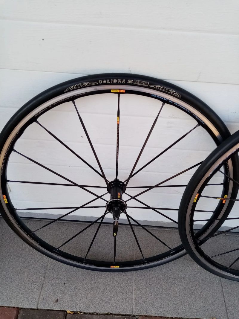 Mavic Ksyrium SL (Premium) - 2 páry zapl. Alu kol - silniční, klas. Brzdy, R.U. 