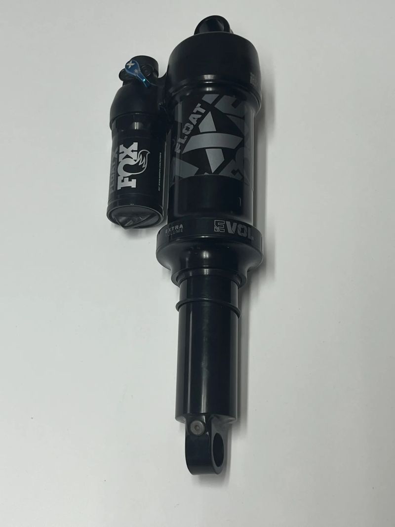 Tlumič Fox Float 230x62.5