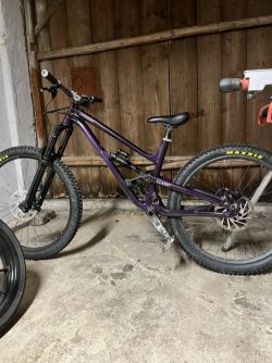 Commencal Clash purple