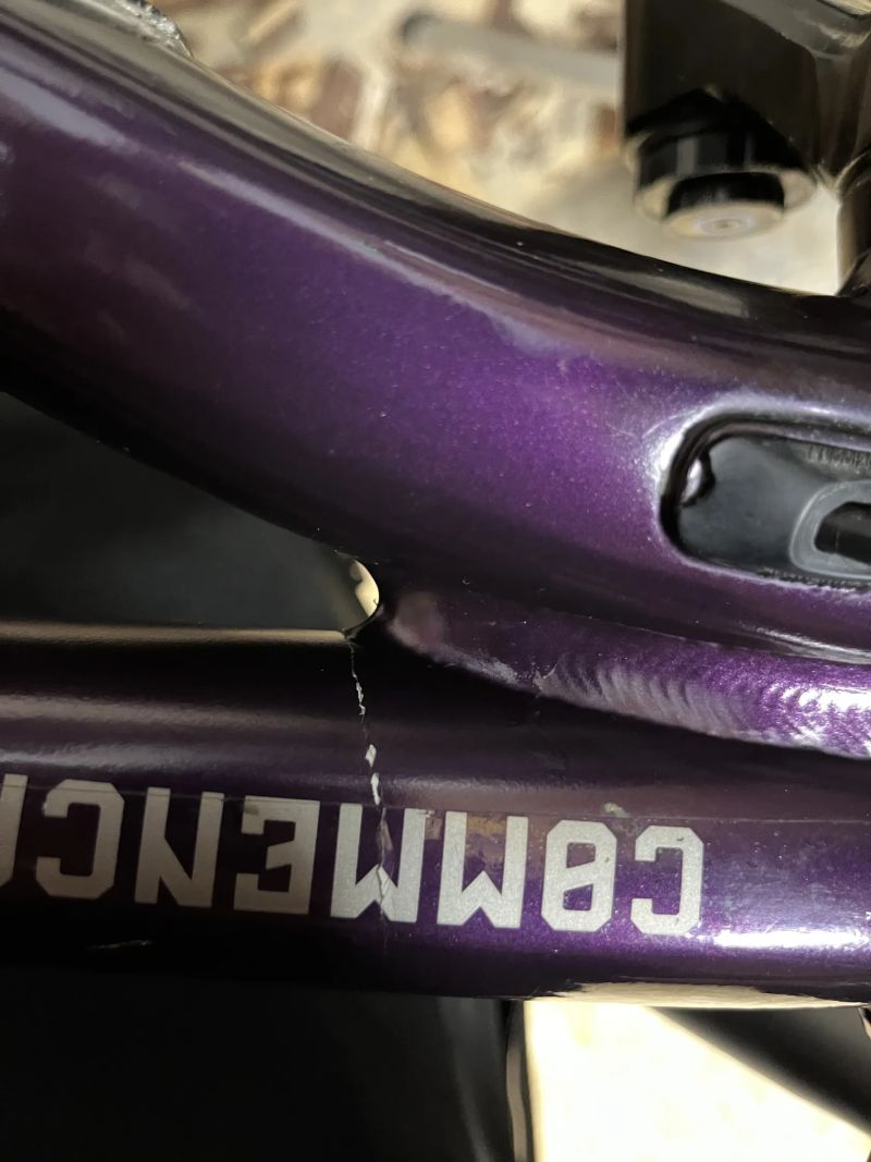Commencal Clash purple