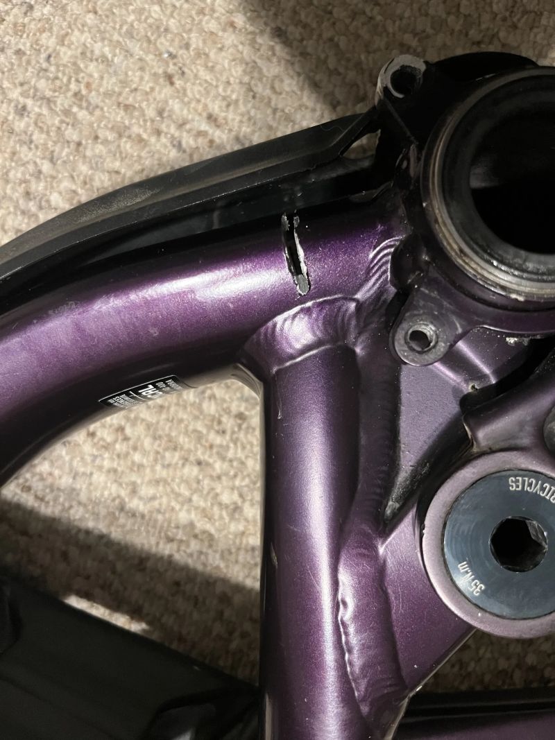 Commencal Clash purple