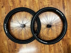 Zapletená kola Race Face ACR 30 29" Boost