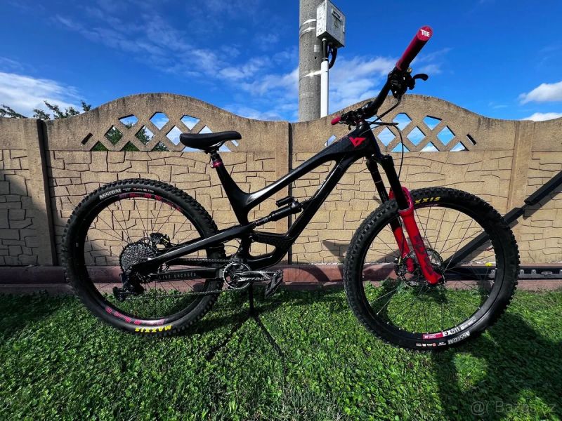 YT Industries Capra vel. XXL (192-202 cm)