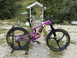 Santa Cruz Nomad CC custom