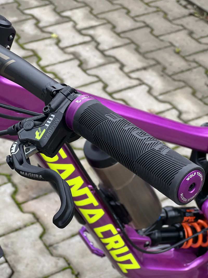 Santa Cruz Nomad CC custom