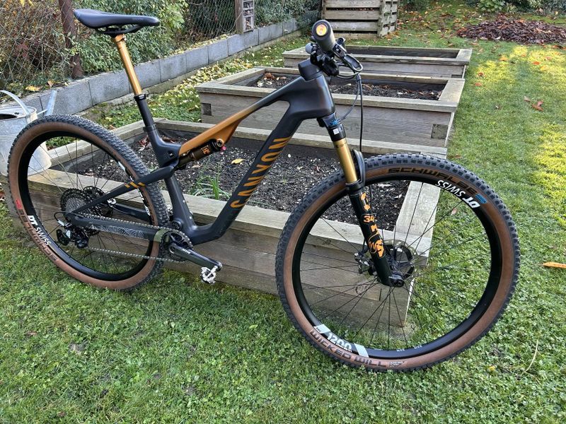 Canyon Lux trail CFR