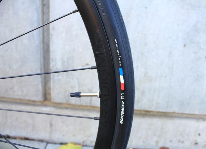 Silniční karbonové kolo Bianchi Aria / Shimanno 105 / 2022