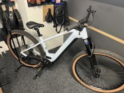 CUBE Reaction Hybrid PRO 750 vel. L 2023 1379KM