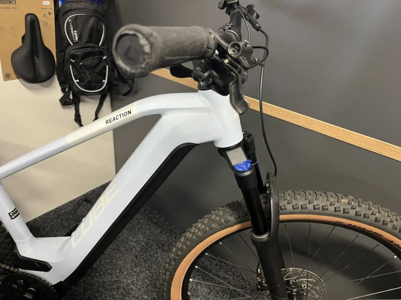 CUBE Reaction Hybrid PRO 750 vel. L 2023 1379KM