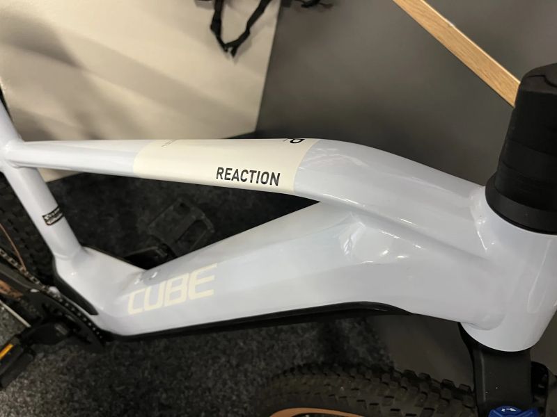 CUBE Reaction Hybrid PRO 750 vel. L 2023 1379KM