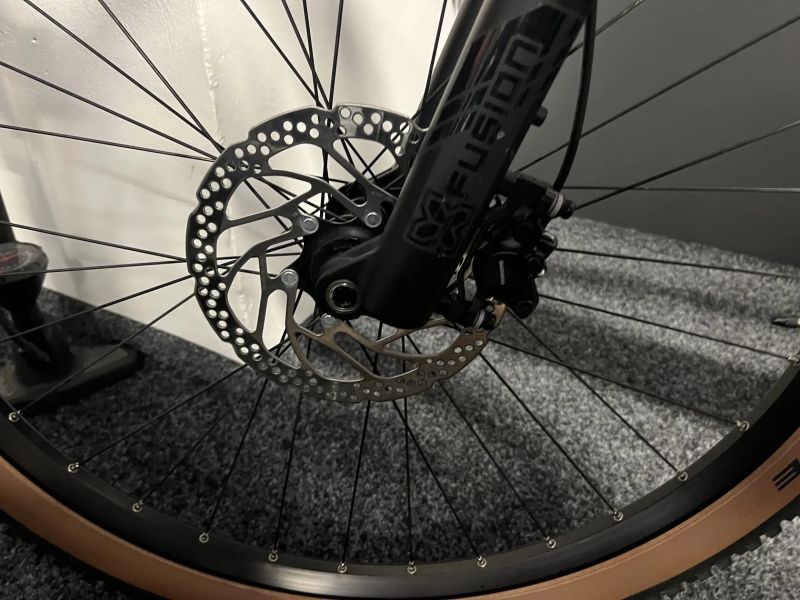 CUBE Reaction Hybrid PRO 750 vel. L 2023 1379KM