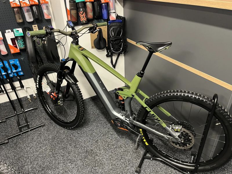 CUBE Stereo Hybrid 140HPC TM 750 vel.XL 2022 1869KM KARBON