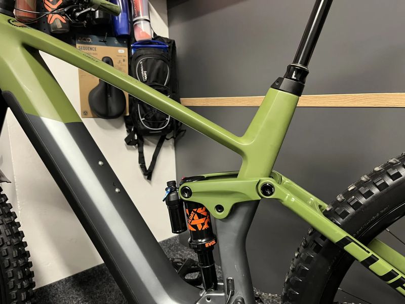 CUBE Stereo Hybrid 140HPC TM 750 vel.XL 2022 1869KM KARBON