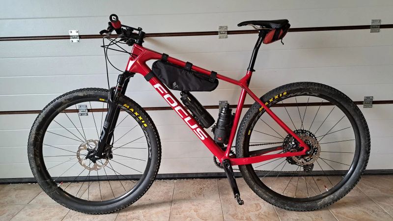 Focus Raven 8.8 Carbon XT