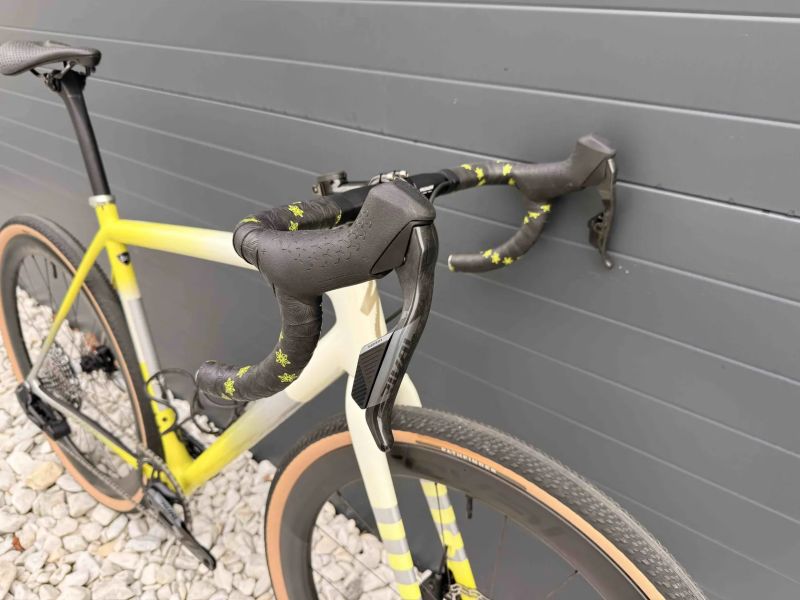 Gravel/cyklokros Specialized Crux PRO + Rapide CL II, Sram Rival AXS 13s