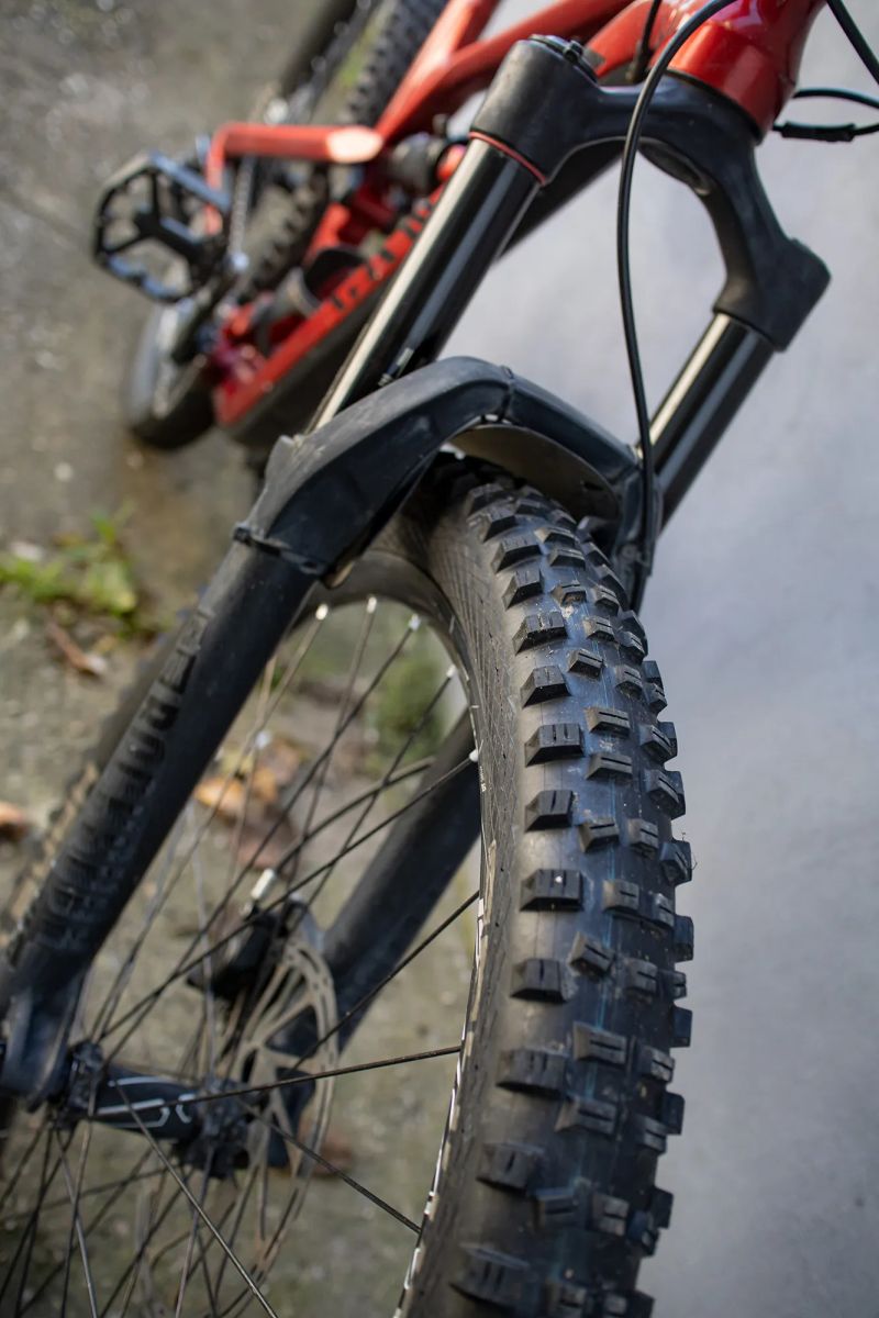 Canyon Spectral, velikost M, 27,5